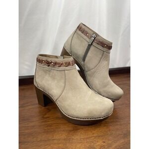 Dansko Dabney Nubuck Leather Taupe Ankle Booties EU 37 Us 6.5/7 Women's Zip